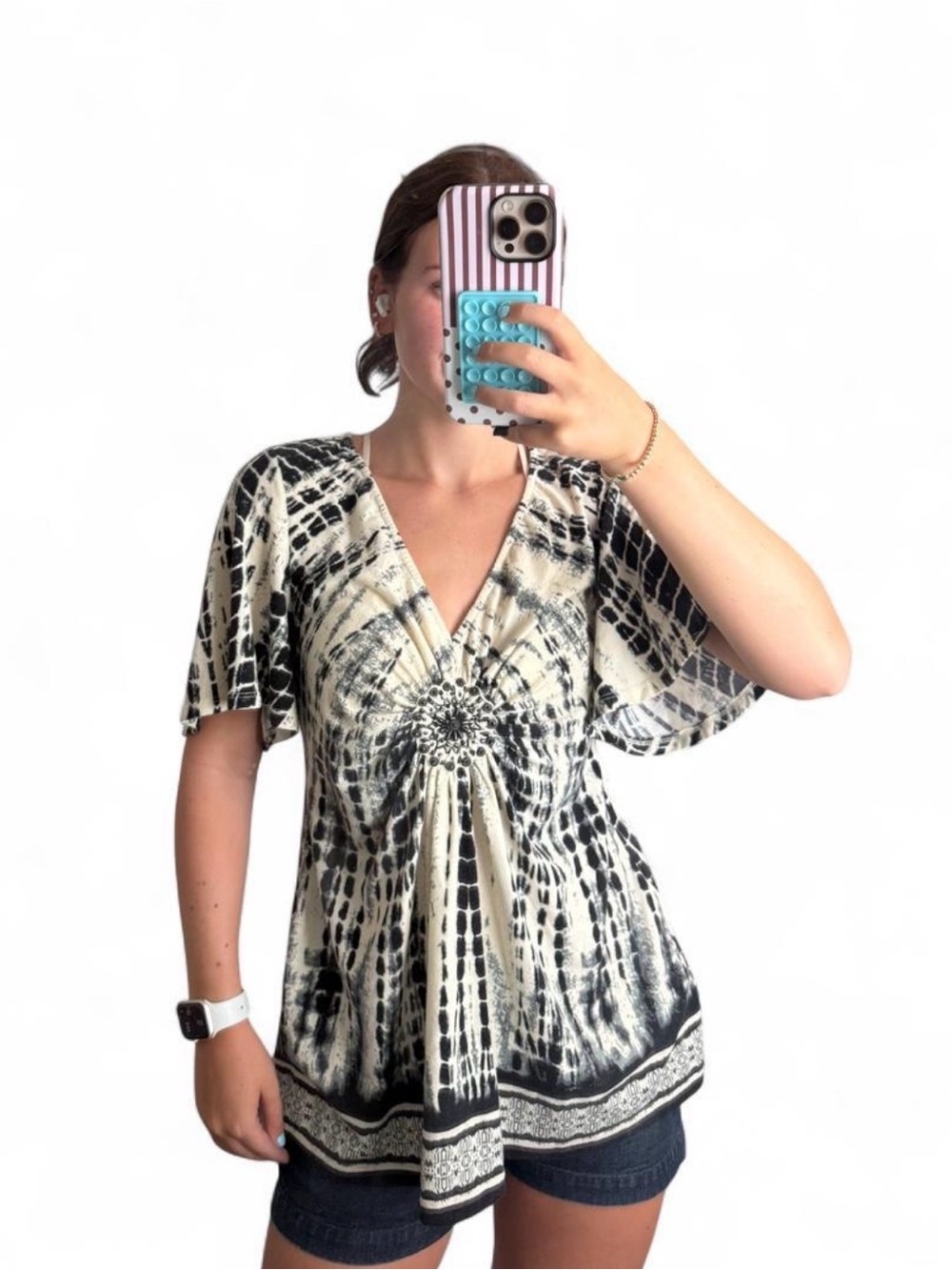 ECI Women’s Y2K Vintage V‑Neck Gathered Front Top with Center Embellishment